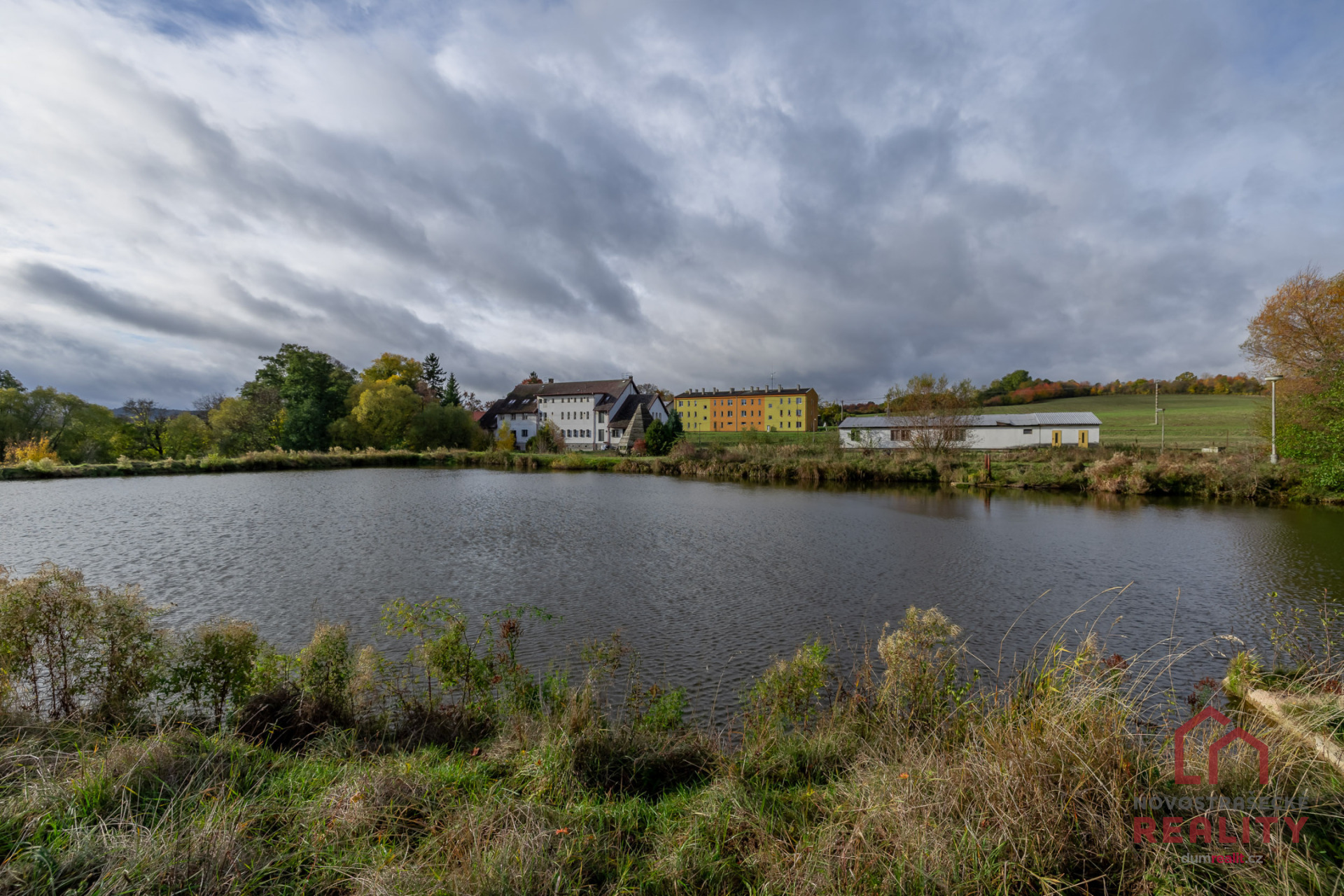 Prodej rybníka 4.174 m2, s pozemkem 43.069 m2 - Kostrčany, Valeč – fotografie 1