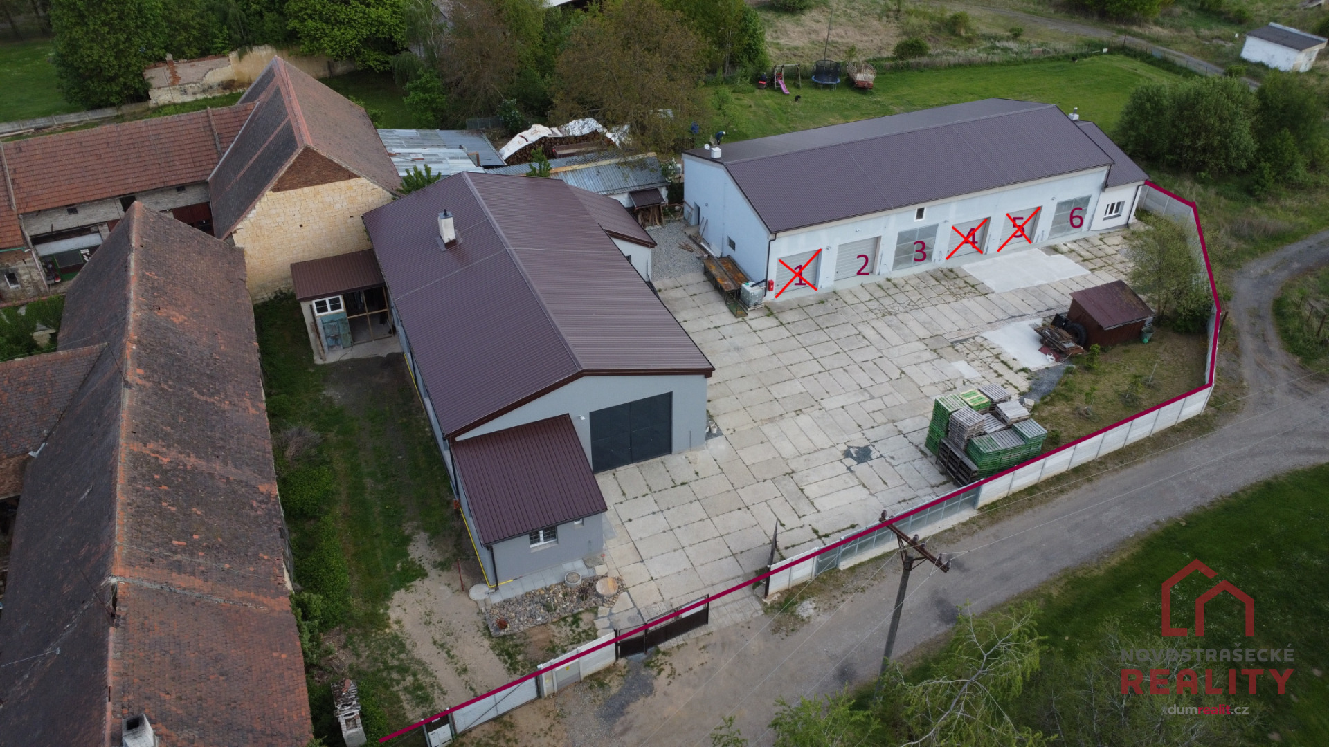 Pronájem komerčního prostoru 753 m2, pozemek 2.006 m2 - Hředle – fotografie 1