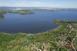 Vyjímečný prodej rozlehlého pozemku 20.759 m² u Nechranické přehrady – fotografie 1